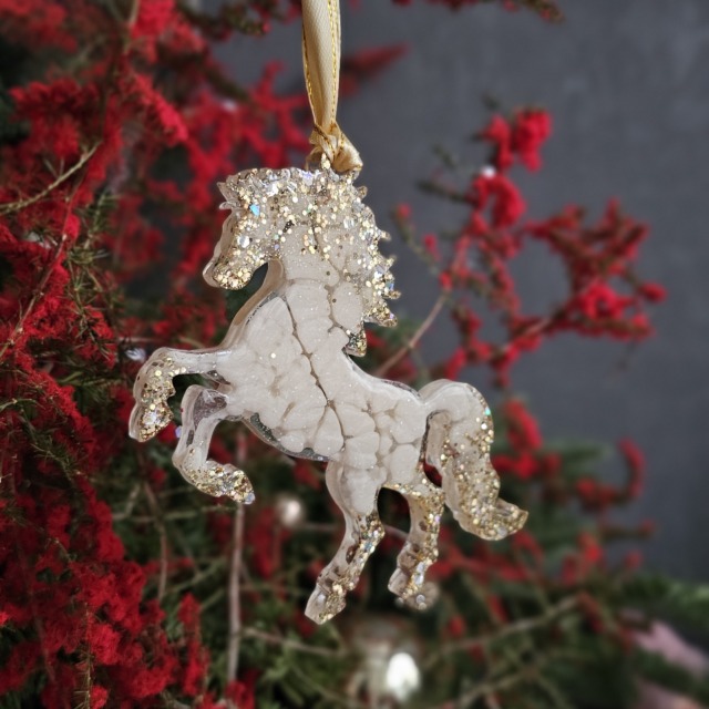 20251218_135209 Набор елочных игрушек "Айвори в золоте" 7шт